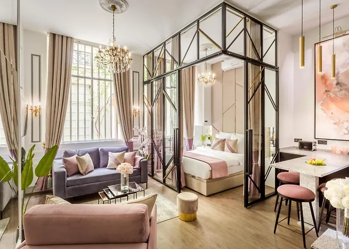 Luxury 3 bedroom Loft in Heritage Building - LE MARAIS